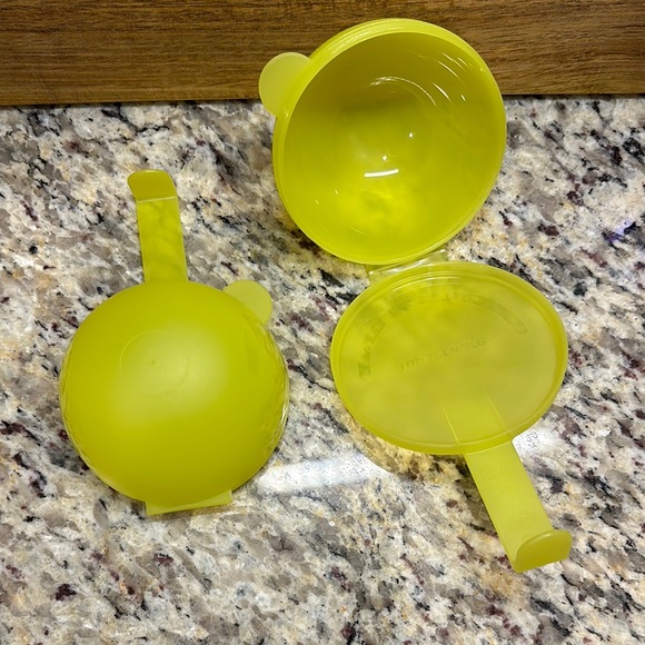 Tupperware Forget Me Not set of 2 - Picture 2 of 2